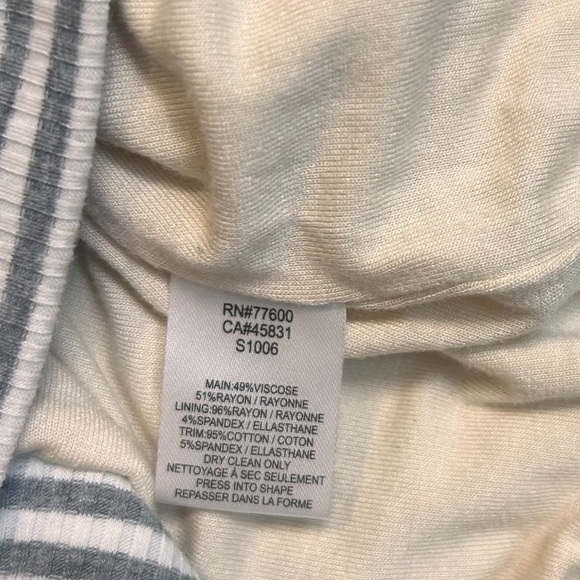 Saltwater LUXE Crossfire Bomber- Floral Mix Print Bomber- Size Small - Picture 8 of 10